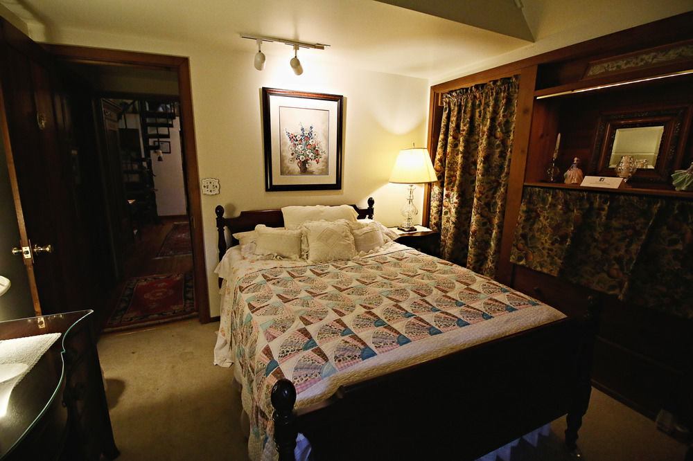 Ebenezer House Bed & Breakfast Burtonsville Eksteriør billede